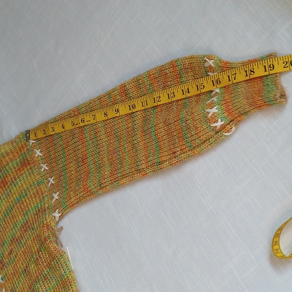 Mustard knit crop cardigan sweater lightweight size small - Picture 10 of 11